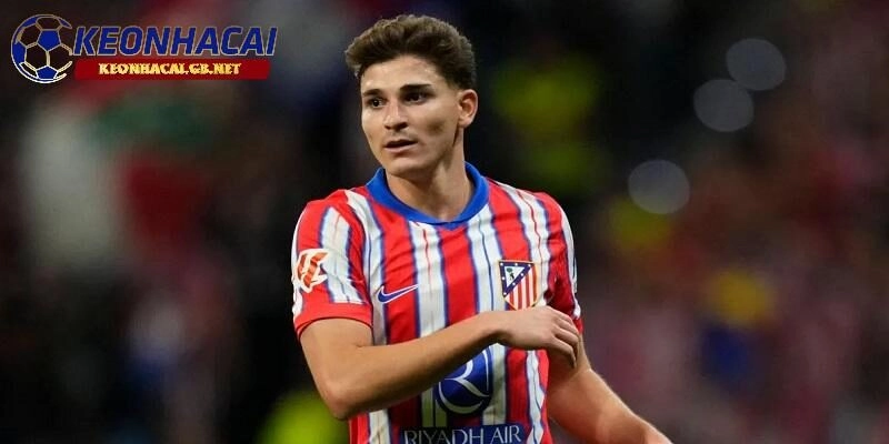 Alvarez lọt ra khỏi tầm với của Barcelona Alvarez lọt ra khỏi tầm với của Barcelona